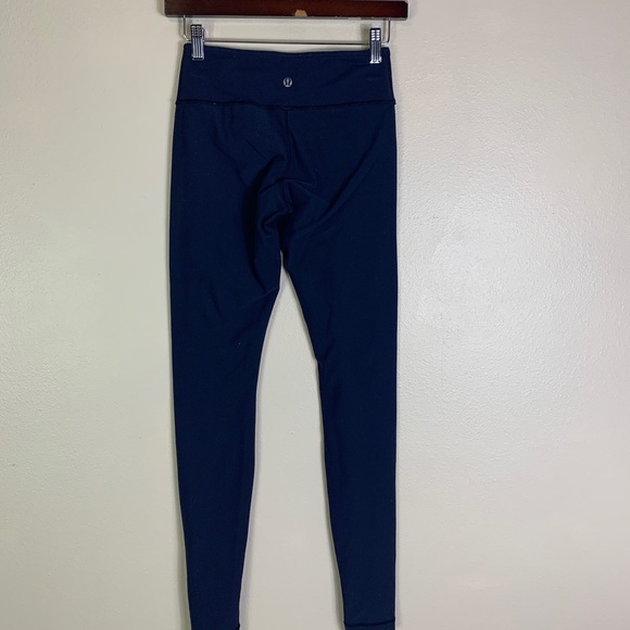 Lululemon Wunder Under Womens Reversible Leggings Size 4 Ankle Length 31” Inseam - Picture 10 of 11